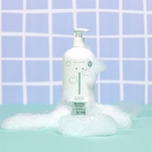 Naif voedende shampoo fles 500ml