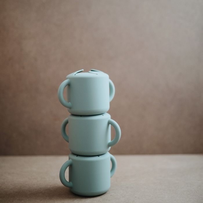 Mushie & Co snack cup Cambridge Blue