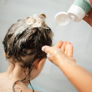 Naïf Verzorgende shampoo 200ml